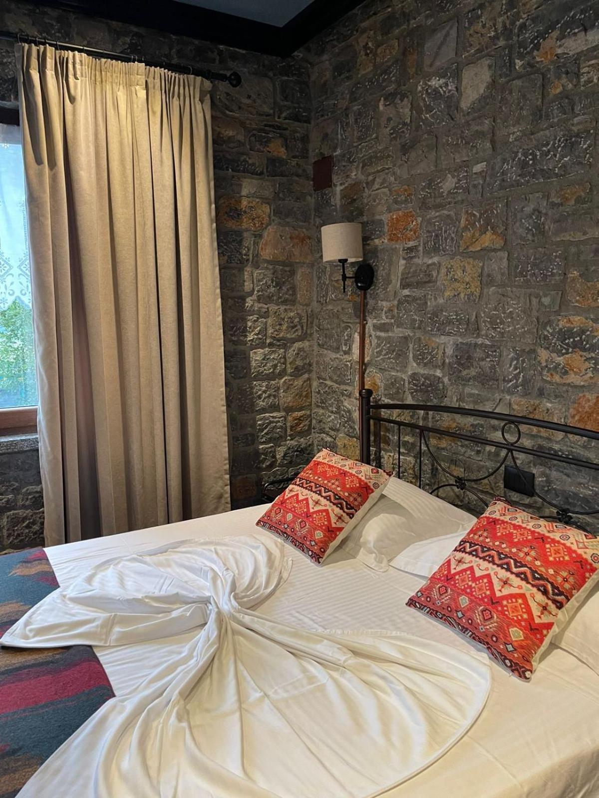 Helga'S Guesthouse Lin Экстерьер фото